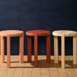 Sideborde-Katrine Sander D108 Njalsgade - Sidebord - Fyr - Carmine Red