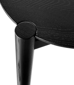 Sofaborde-Stine Lundgaard Weigelt D102 Søs - Sofabord - Eg - Jet Black - Ø85