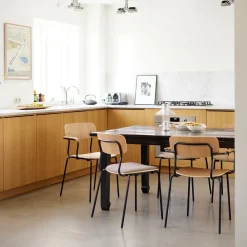 Spisebordsstole-Jakob Thau J183 - Holmen - Stabelstol m. armlæn - Stål - Eg