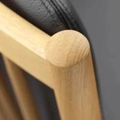 Lænestole-Erik Ole Jørgensen J147 - Lænestol - Eg - Sort Læder