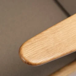 Lænestole-Poul M. Volther J53 - Lænestol - Eg - Taupe