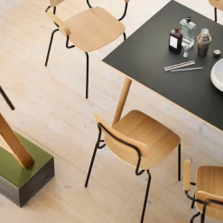 Spisebordsstole-Jakob Thau J182 Holmen - Stabelstol - Stål - Eg - 4 stk.